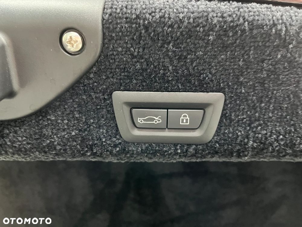 Rolls-Royce Wraith - 36