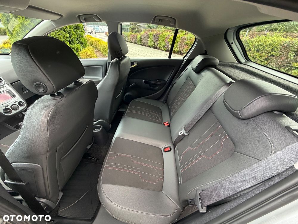 Opel Corsa 1.4 16V 150 Jahre - 22