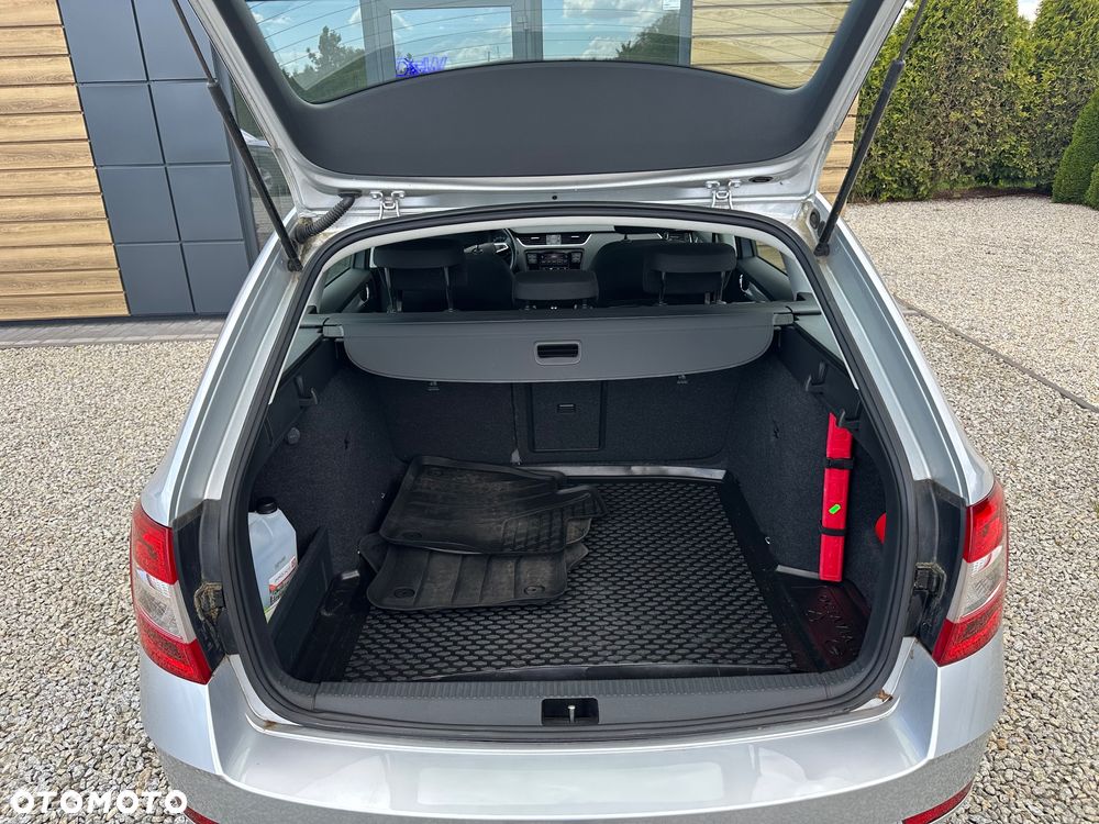 Skoda Octavia 1.5 TSI GPF ACT Ambition DSG - 17
