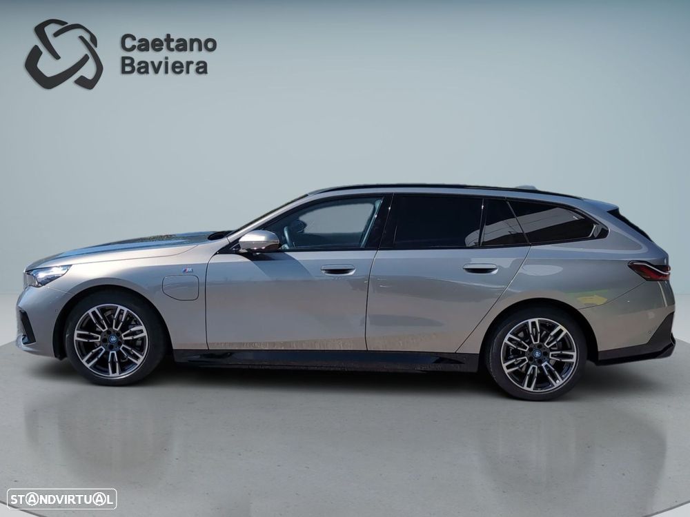 BMW 530 e Pack Desportivo M - 5