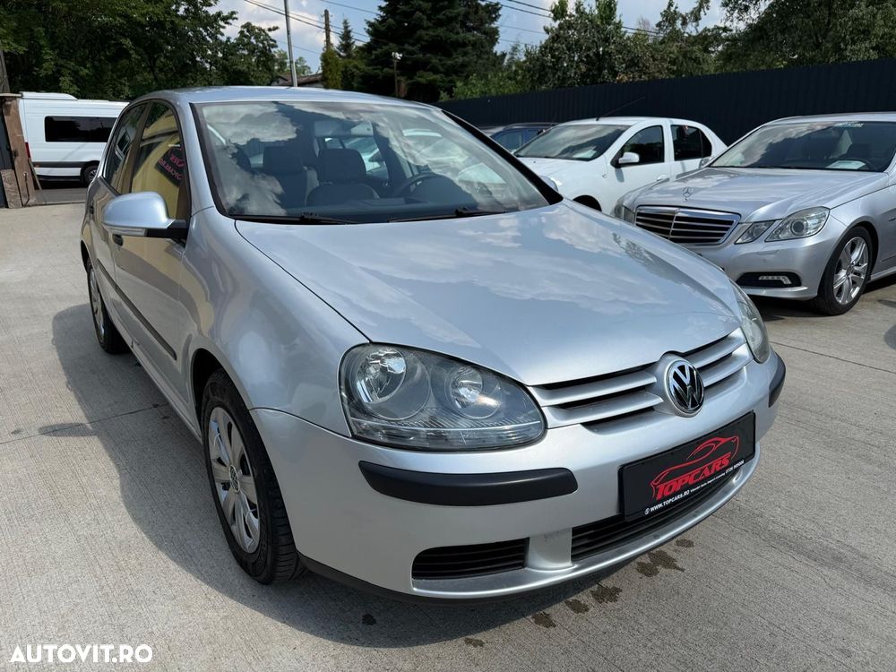 Volkswagen Golf - 2