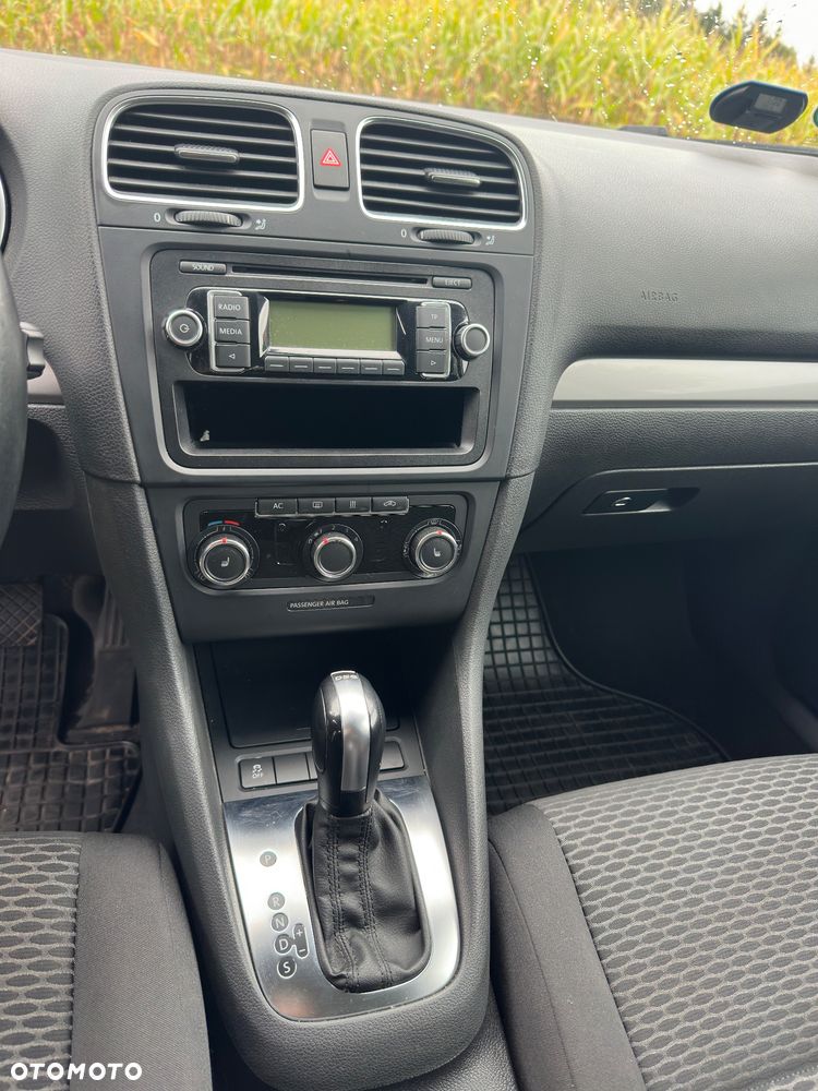 Volkswagen Golf 1.6 TDI DPF BlueMotion Technology DSG Trendline - 9