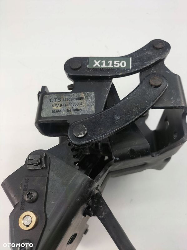 ZAMEK KLAPY TYLNEJ OPEL ASTRA H - 6