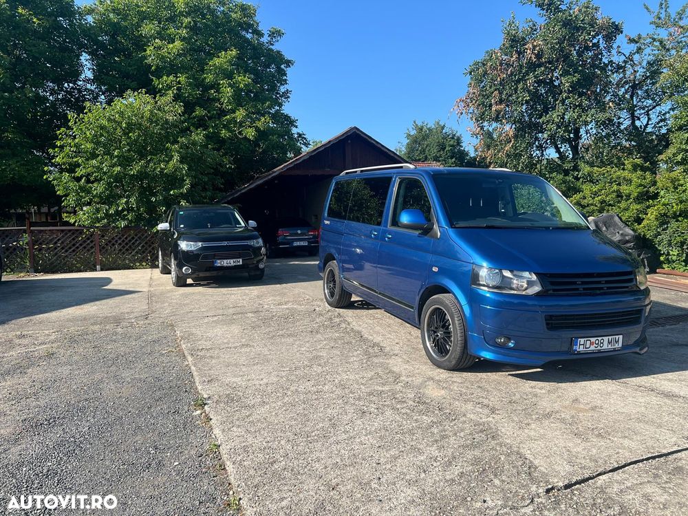 Volkswagen Multivan - 2