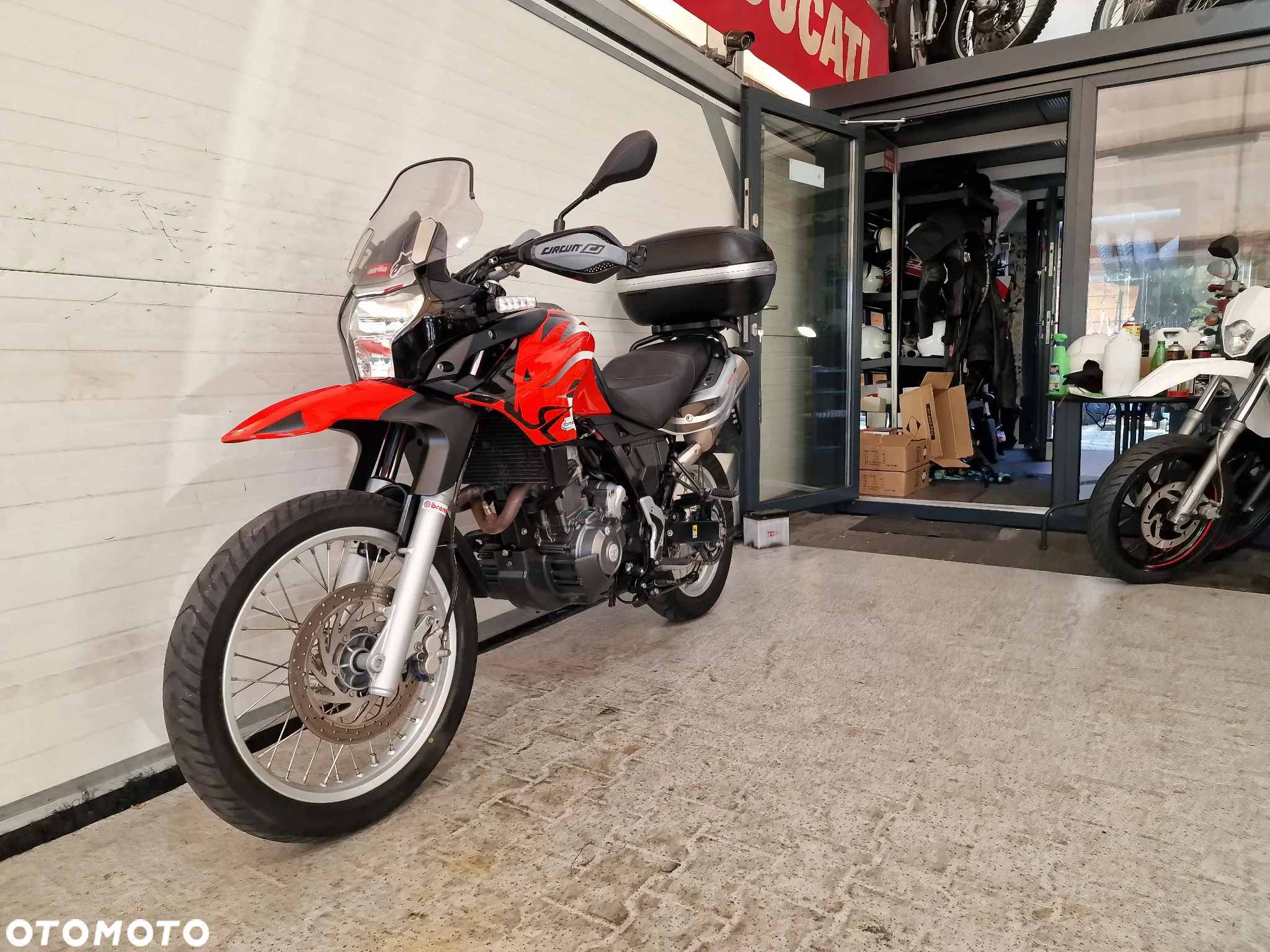 Aprilia Pegaso - 2