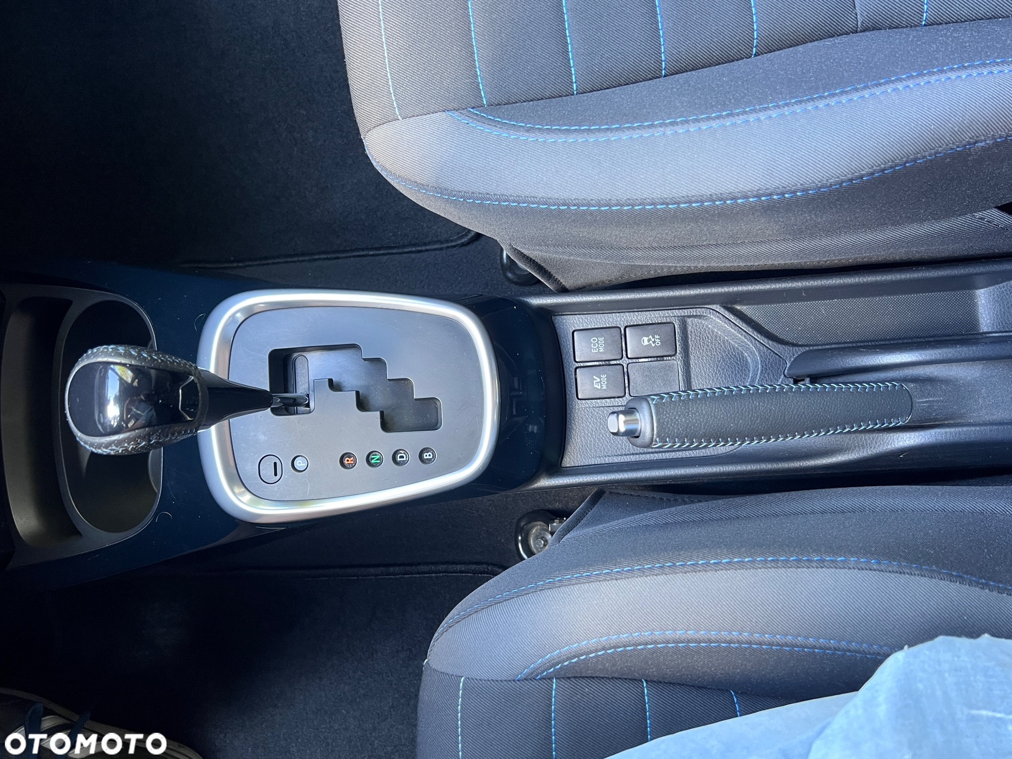 Toyota Yaris Hybrid 1.5 Selection Style - 15