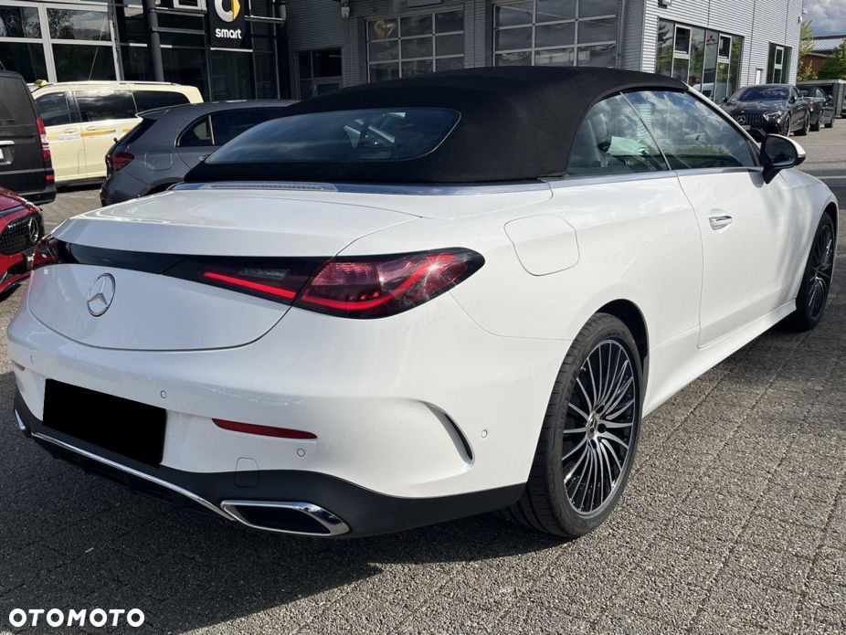 Mercedes-Benz CLE 300 mHEV 4-Matic AMG Line - 3