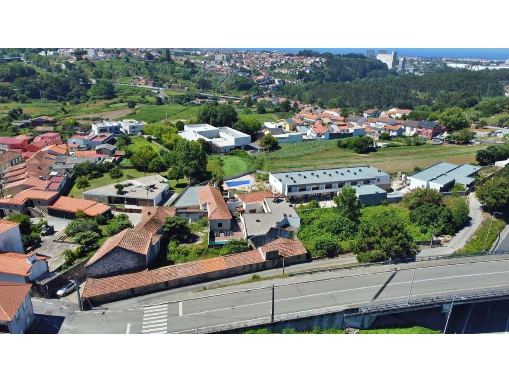 Propriedade para reconstrução em Guifões - Grande imagem: 4/7