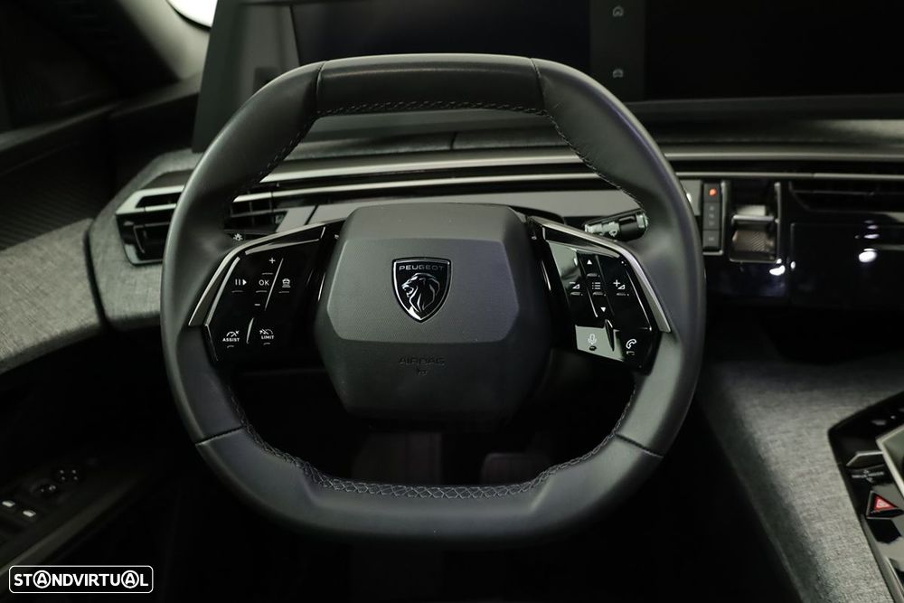 Peugeot 5008 1.2 Hybrid Allure e-DCS6 - 13