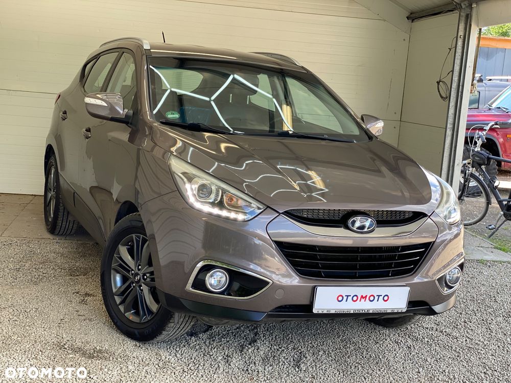 Hyundai ix35 2.0 CRDi 4WD Automatik Fifa World Cup Gold Edition - 3