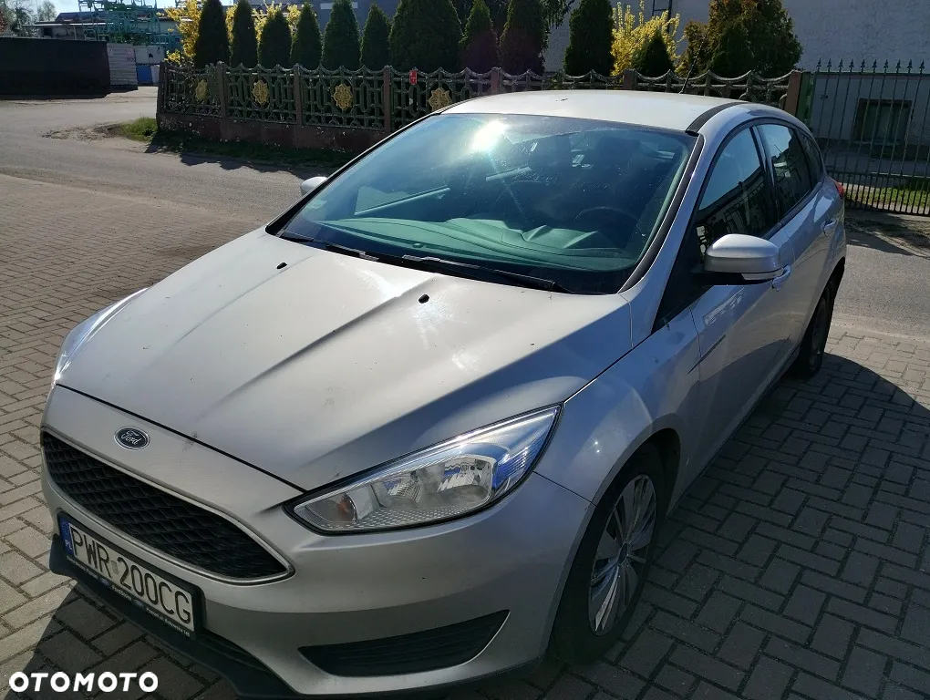 Ford Focus 1.6 TDCi Ambiente - 4