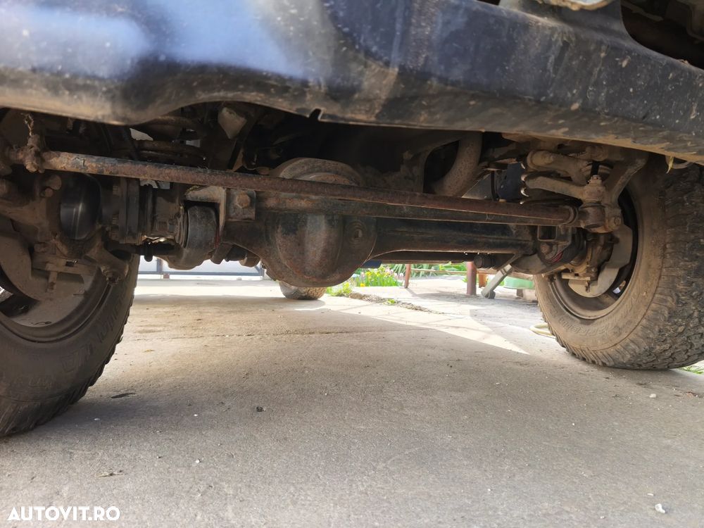 Land Rover Discovery - 12