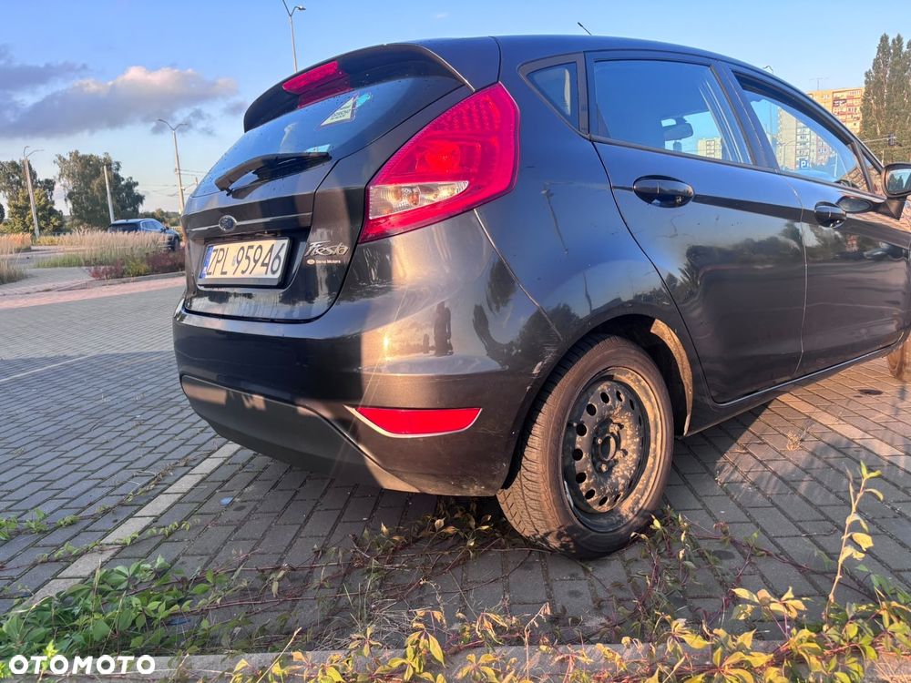 Ford Fiesta - 8