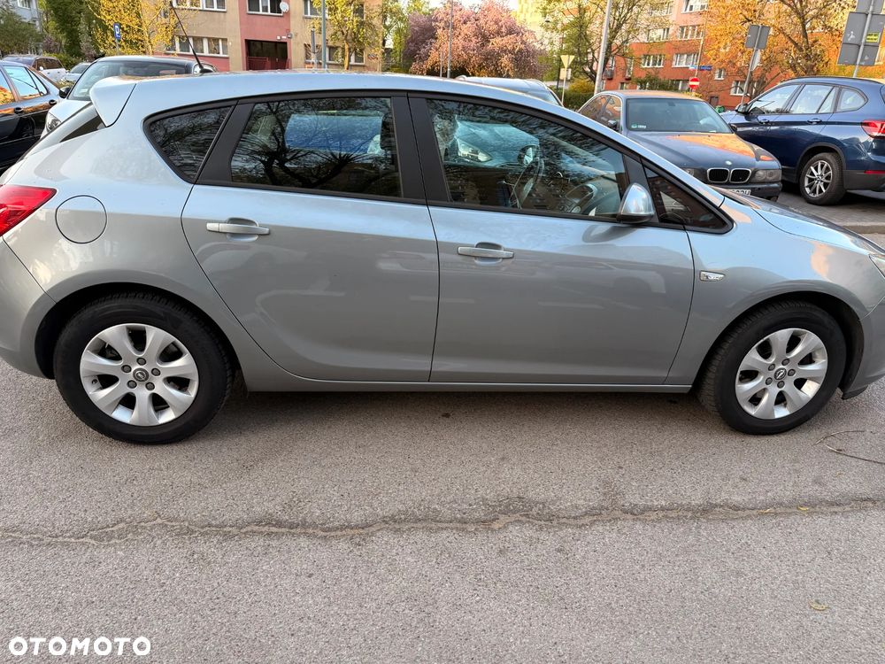 Opel Astra 1.6 CDTI Enjoy S&S - 3