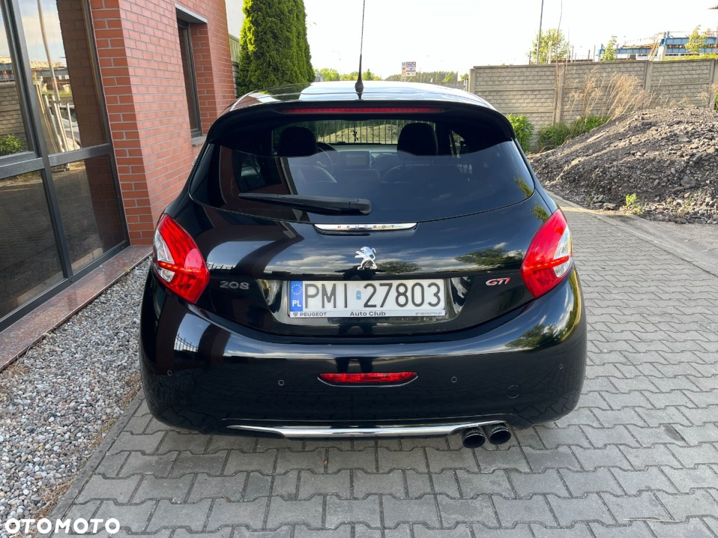 Peugeot 208 GTI 200 THP - 6