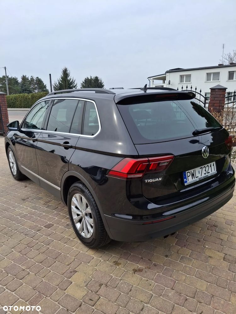 Volkswagen Tiguan - 5