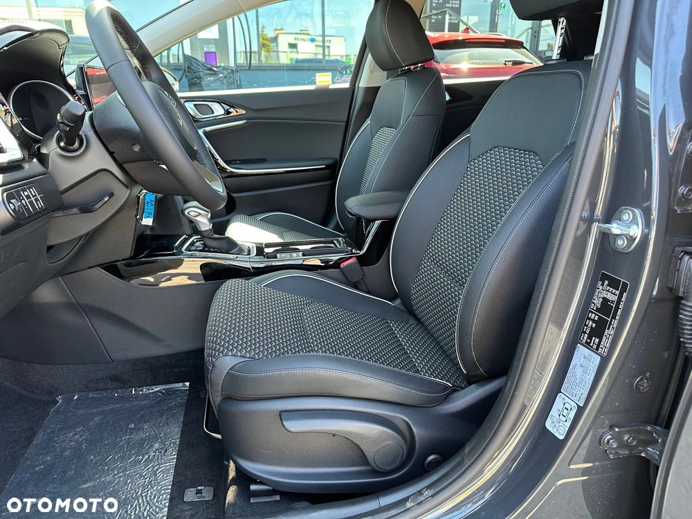 Kia XCeed 1.5 T-GDI L DCT - 11