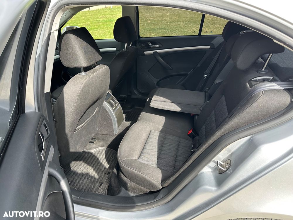 Skoda Octavia 2.0 TDI Ambiente - 7