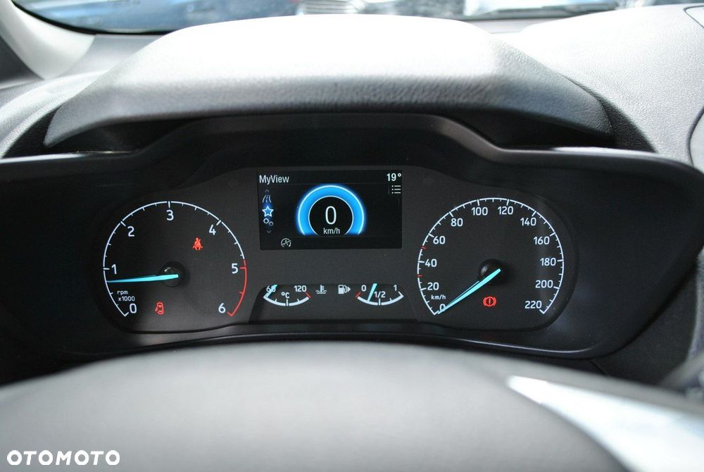 Ford Transit Connect - 19