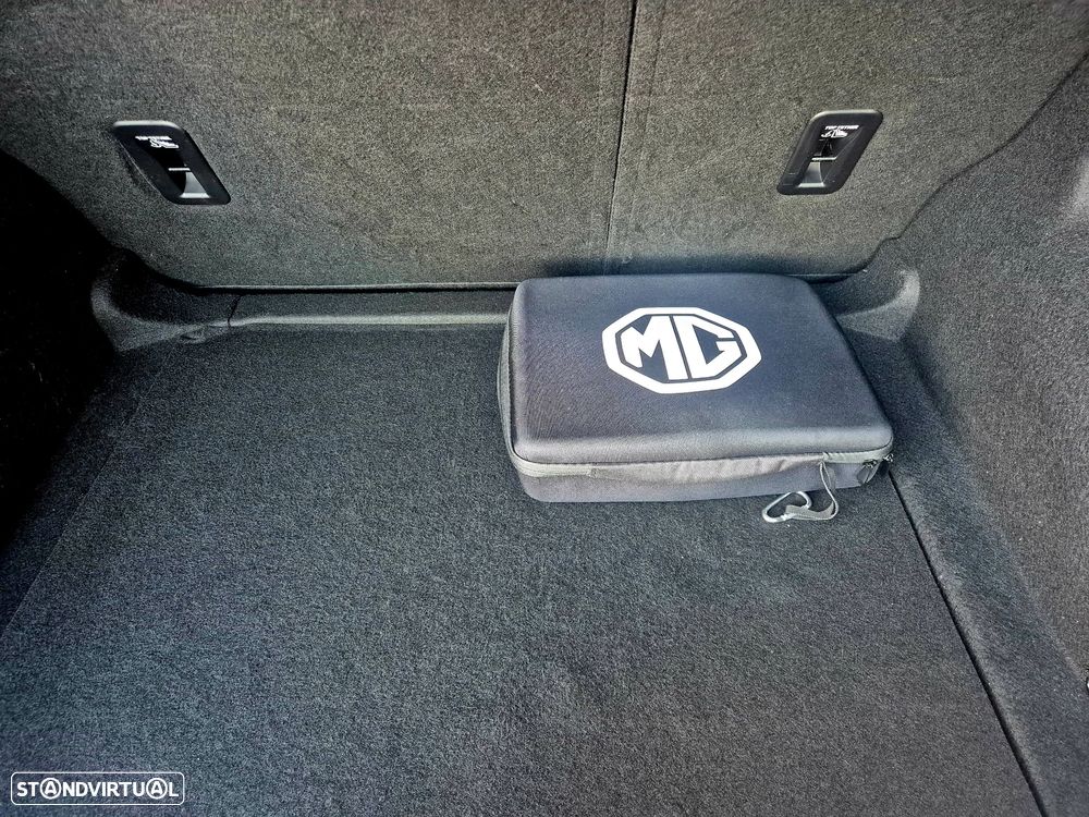 MG MG4 51 kWh Standard - 35
