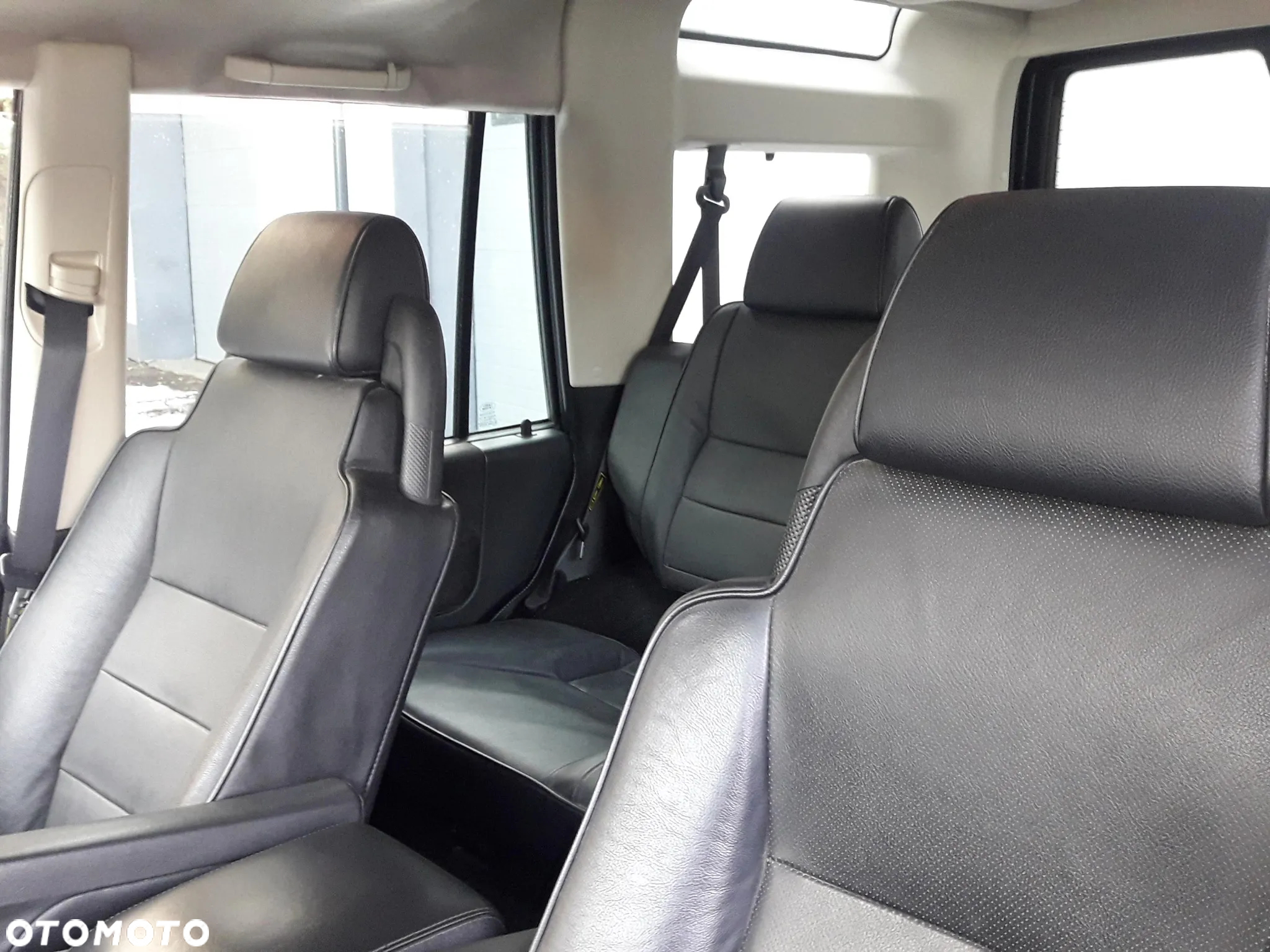 Land Rover Discovery II 4.0 V8 ES - 11