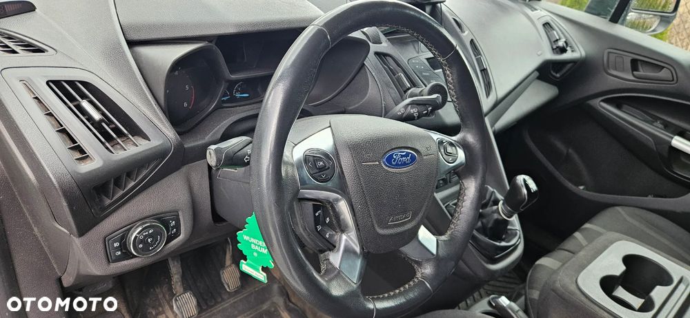 Ford Transit Connect - 9