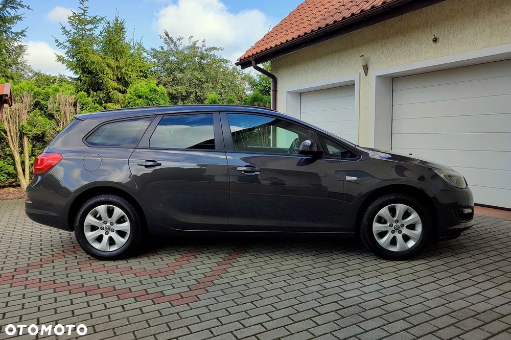 Opel Astra 1.4 Turbo Selection - 11