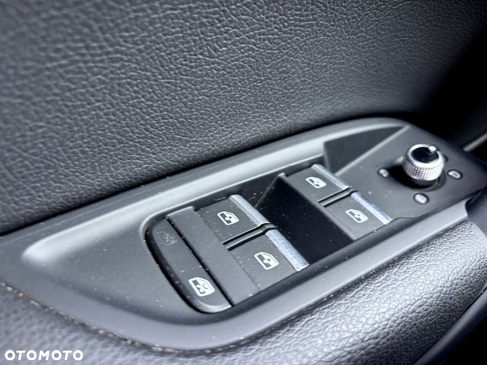 Audi Q5 45 TFSI quattro S tronic design - 23