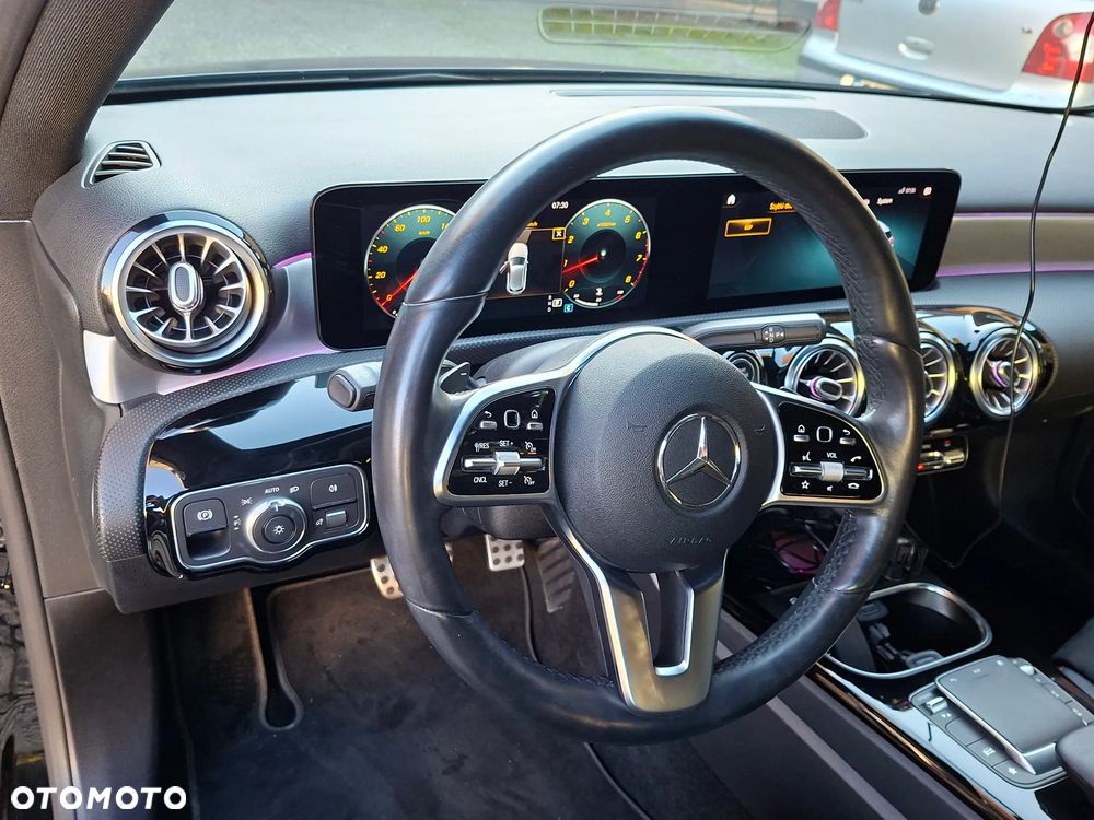 Mercedes-Benz Klasa A 250 4Matic 7G-DCT AMG Line - 7
