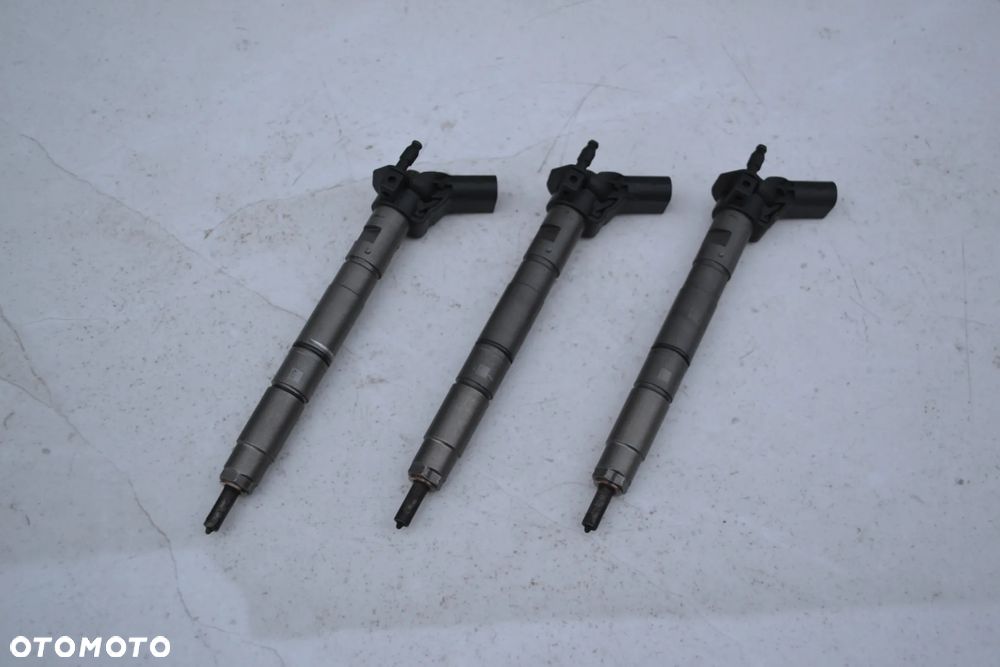 AUDI VW 3.0 4.2 TDI CR WTRYSK WTRYSKIWACZ 057130277AG - 1