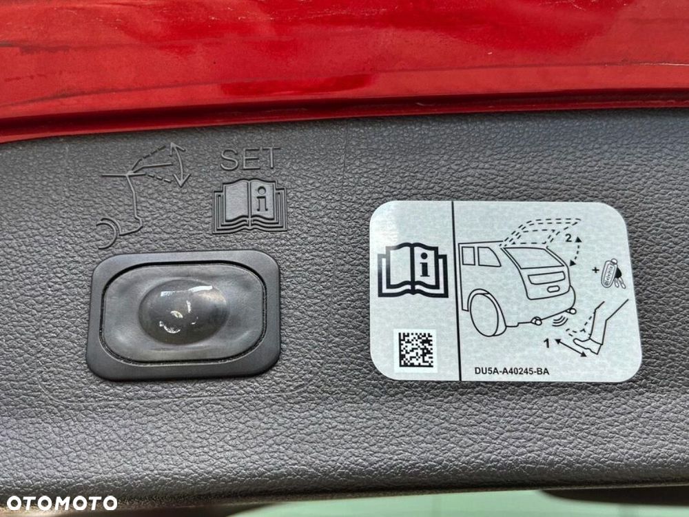 Ford Kuga 1.5 EcoBoost FWD Titanium ASS - 12