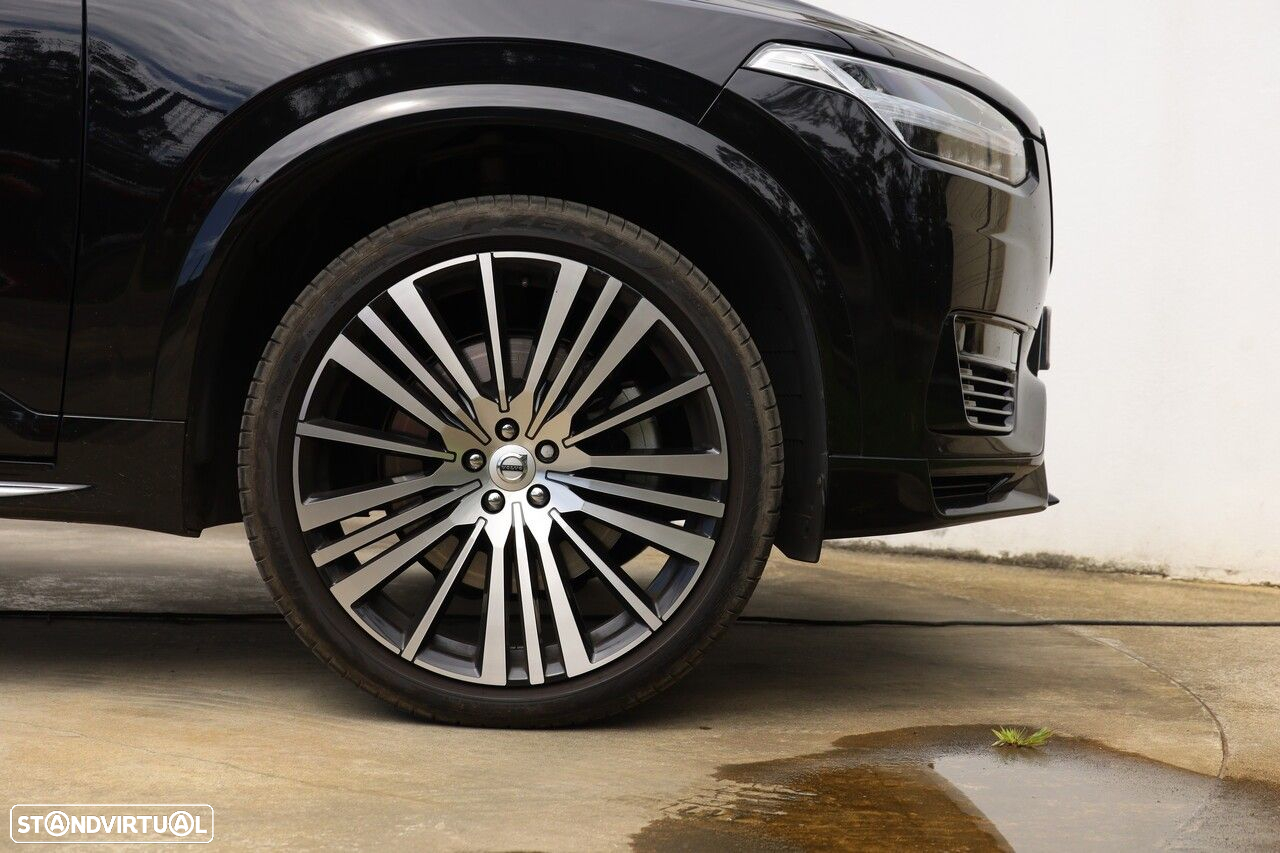 Volvo XC 90 - 9