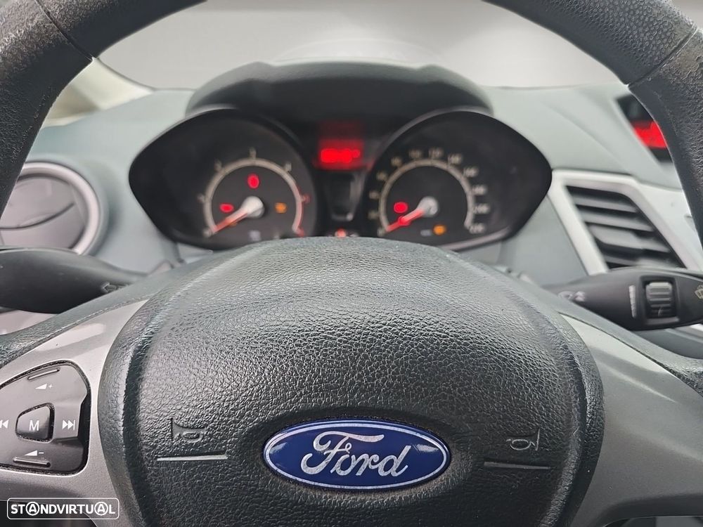 Ford Fiesta 1.4 TDCi Techno - 8