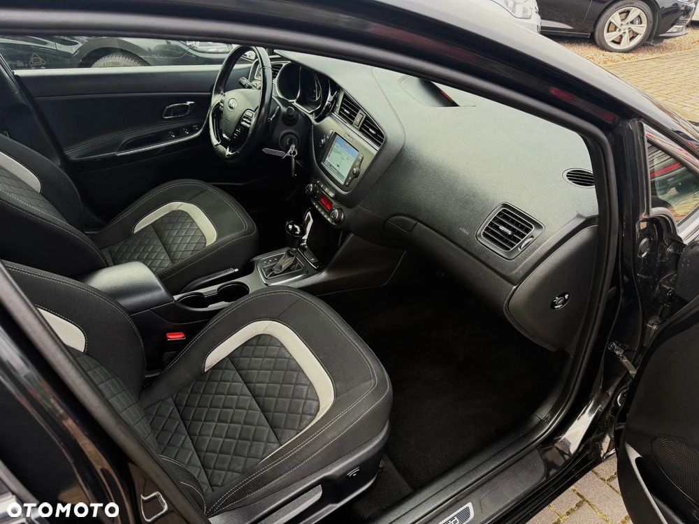 Kia Ceed 1.6 CRDi GT Line DCT - 14