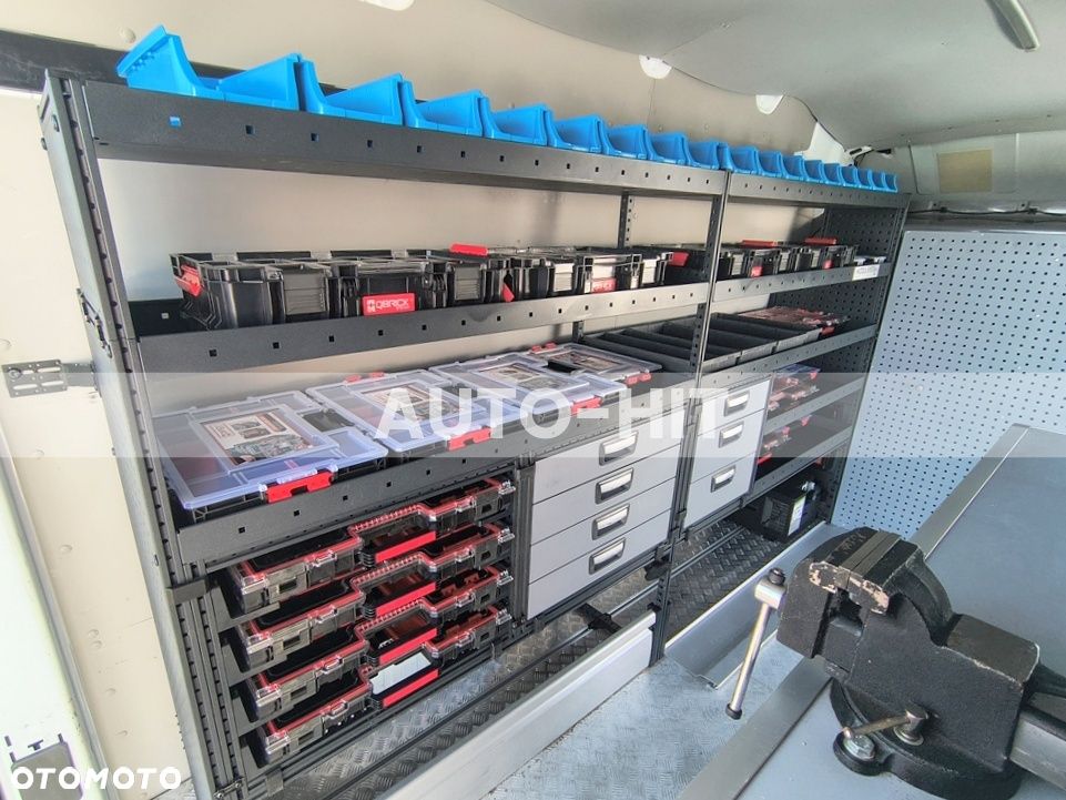 Ford Transit - 6