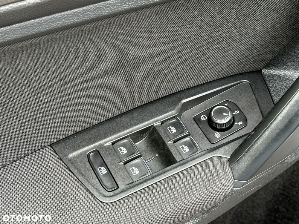 Volkswagen Tiguan 2.0 TDI SCR DSG IQ.DRIVE - 13