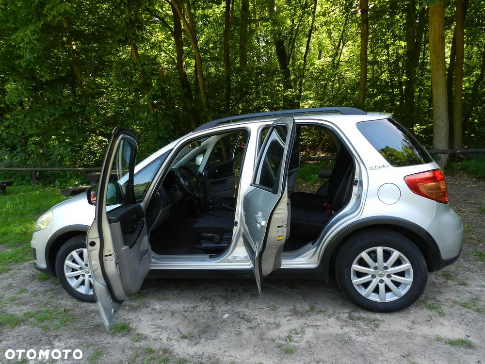 Suzuki SX4 Classic 1.6 VVT 4x2 Style - 6