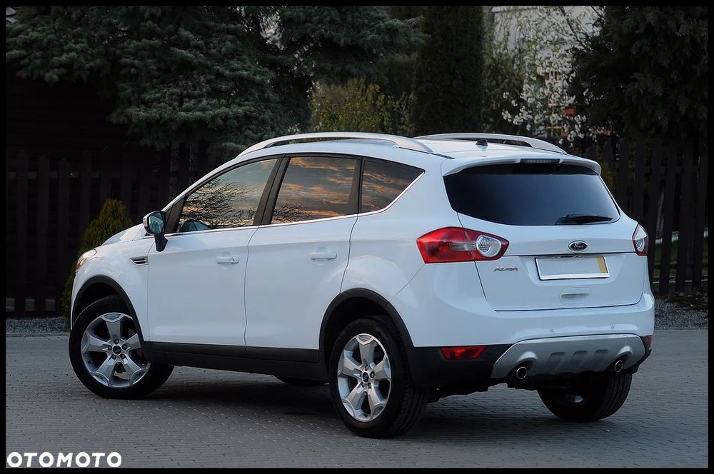 Ford Kuga 2.0 TDCi Titanium - 24