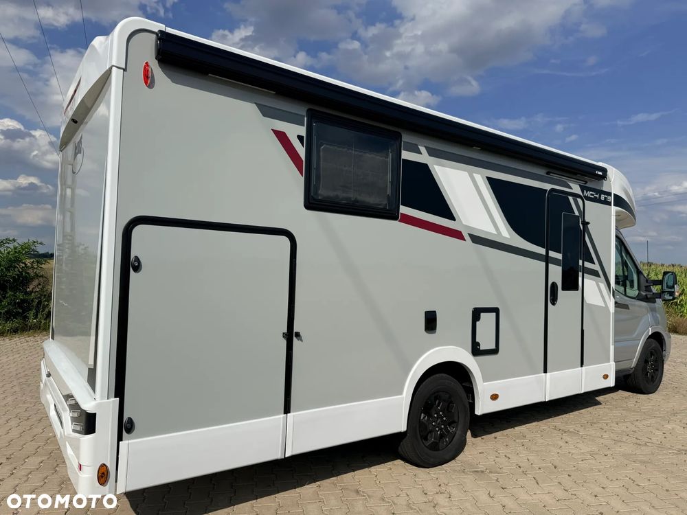 McLOUIS 879 - 5