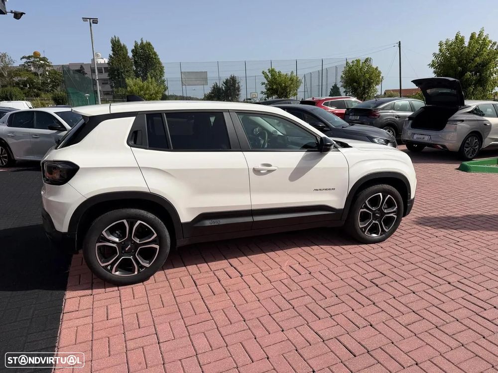Jeep Avenger 1.2 e-Hybrid Altitude DCT - 5