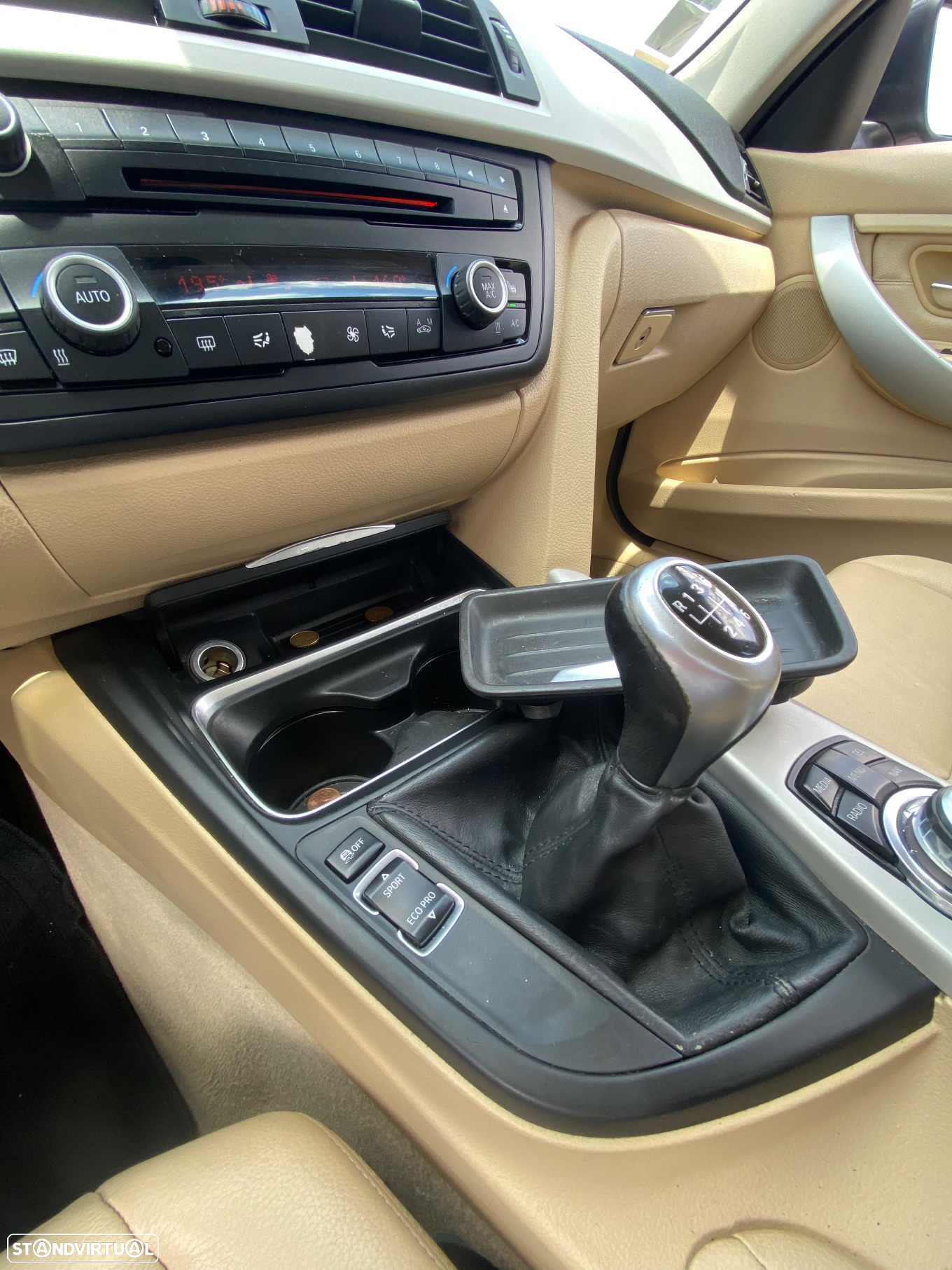 BMW 320 d Touring EfficientDynamics Line Sport - 9