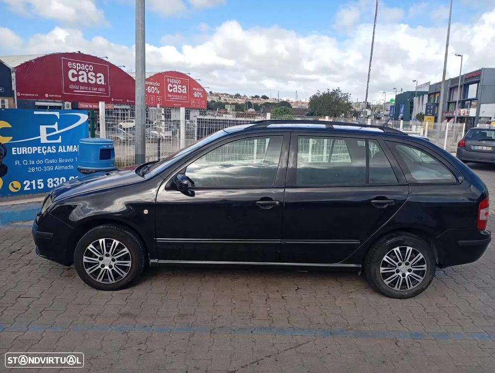 Skoda Fabia Break 1.2 Active - 5