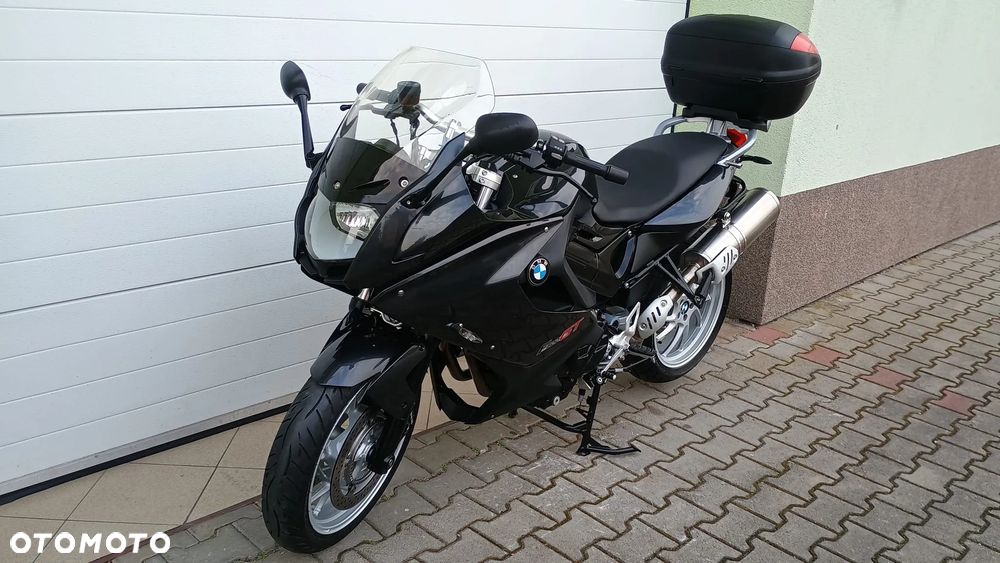 BMW F - 2