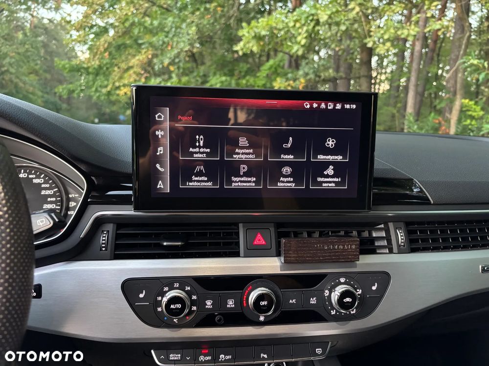 Audi A4 Avant 40 TDI Quattro S Line S tronic - 40