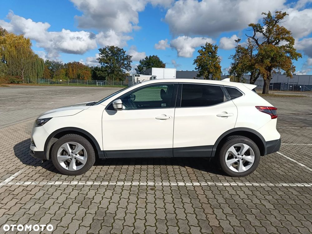 Nissan Qashqai 1.3 DIG-T ACENTA - 3