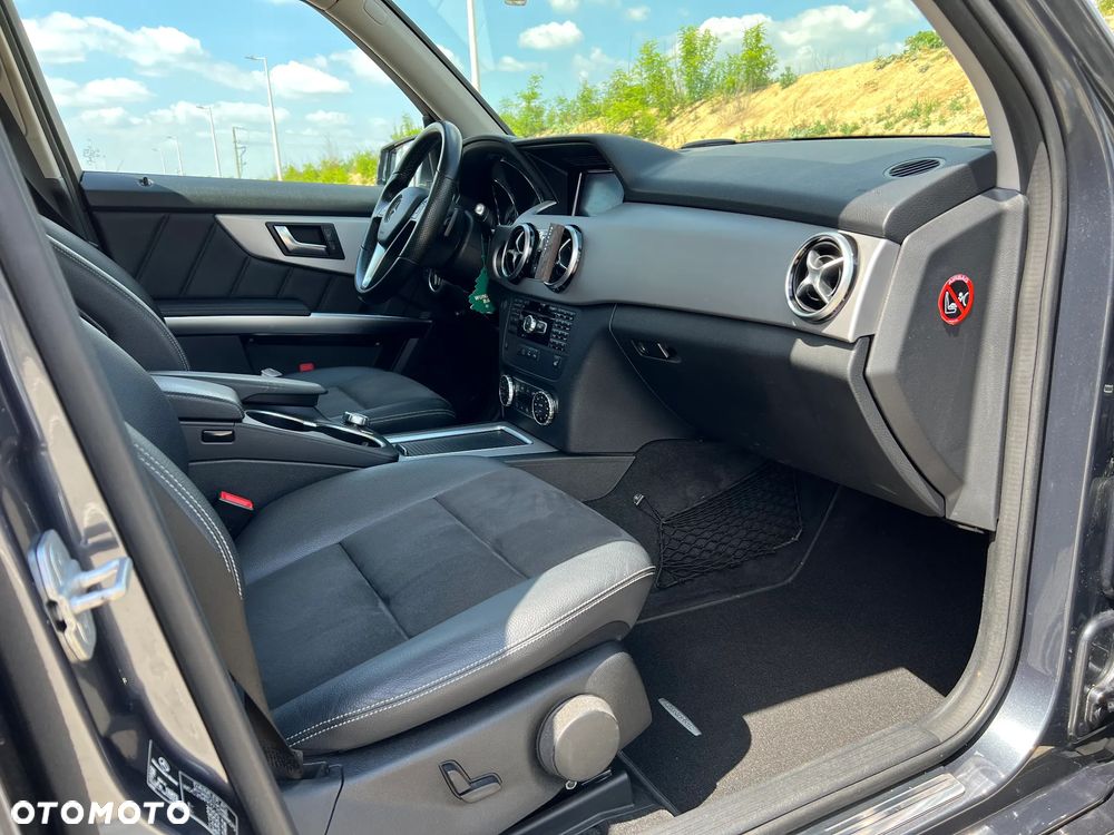 Mercedes-Benz GLK 220 CDI DPF 4Matic BlueEFFICIENCY 7G-TRONIC SPORT EDITION - 8