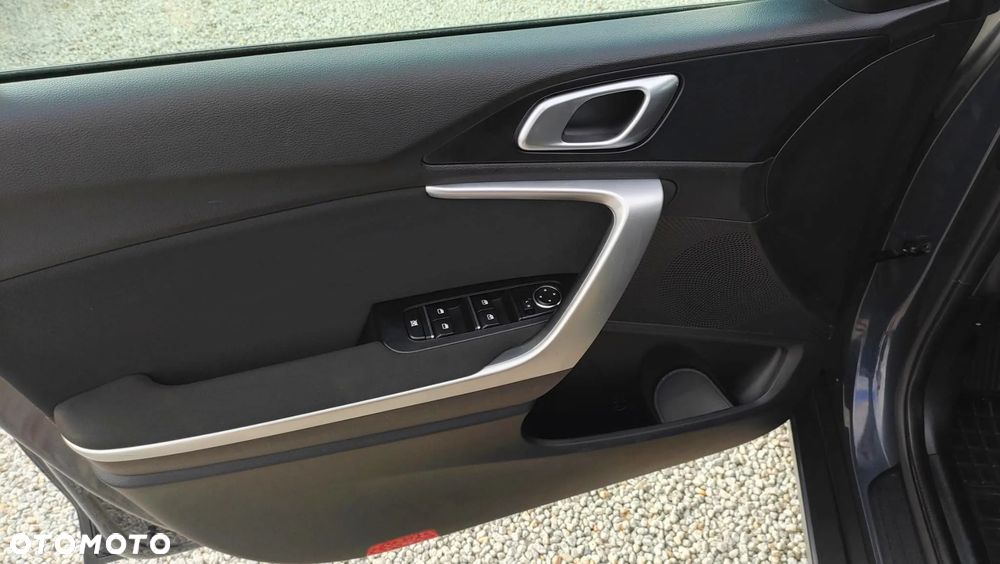 Kia XCeed 1.5 T-GDI M - 10