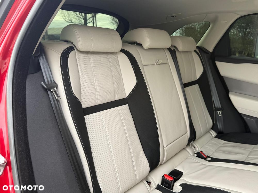 Land Rover Range Rover Velar D200 S - 11