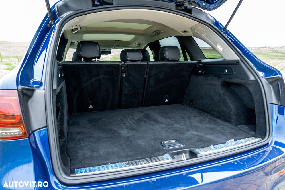 Mercedes-Benz GLC - 21