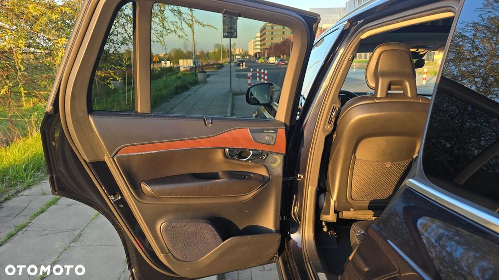 Volvo XC 90 D5 AWD Inscription 7os - 17